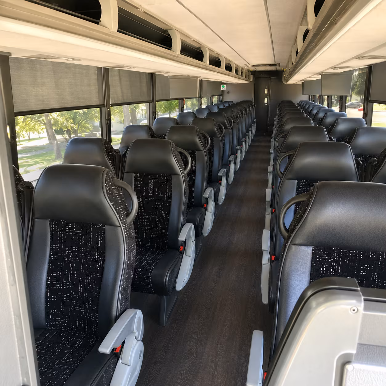 charter bus rentals for camp pendleton personnel movements from lake elsinore