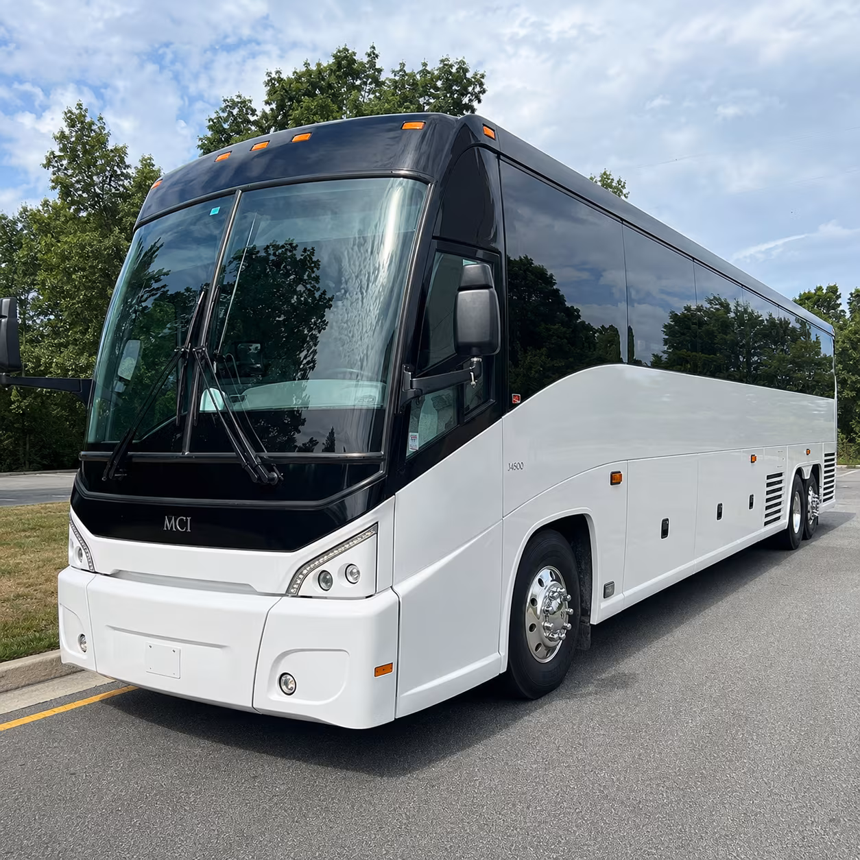 hollywood bowl bus rentals for lake elsinore groups