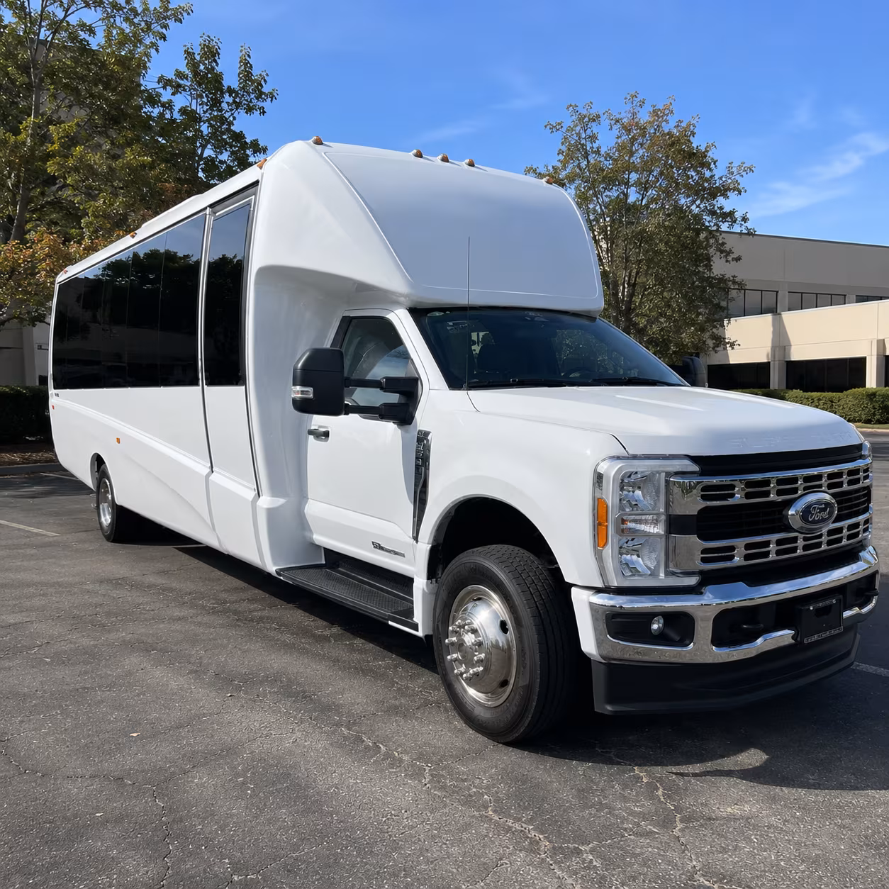 minibus rentals along ortega highway to mission san juan capistrano and orange county